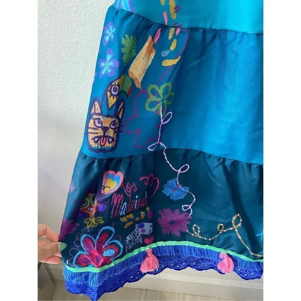 Disneys Mirabel Costume Size 9/10 - Picture 5 of 14